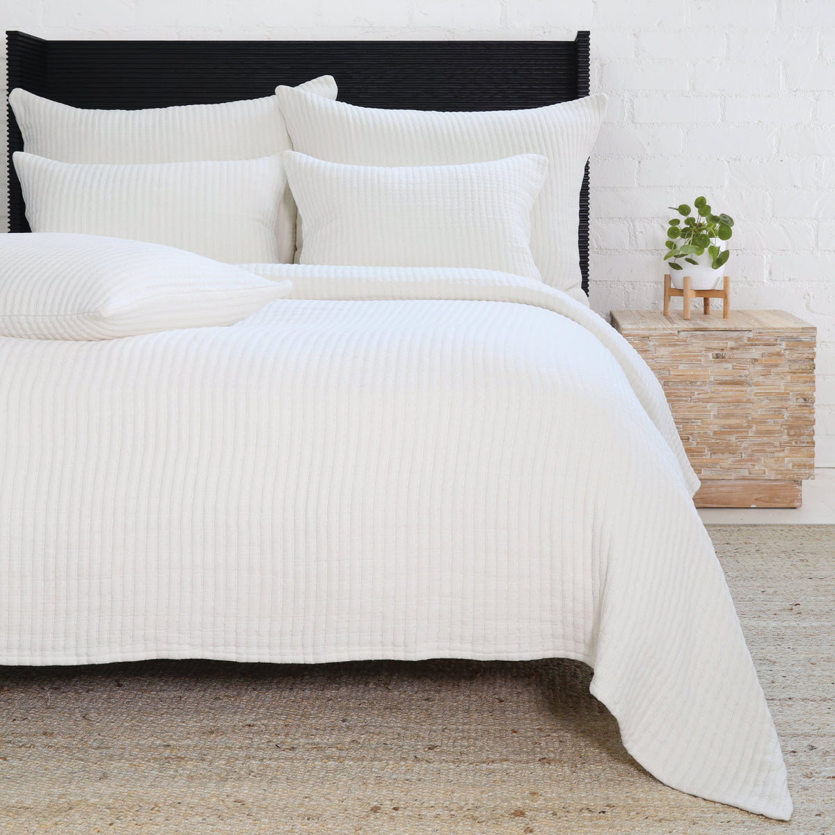 Vancouver Cream Bedding Collection