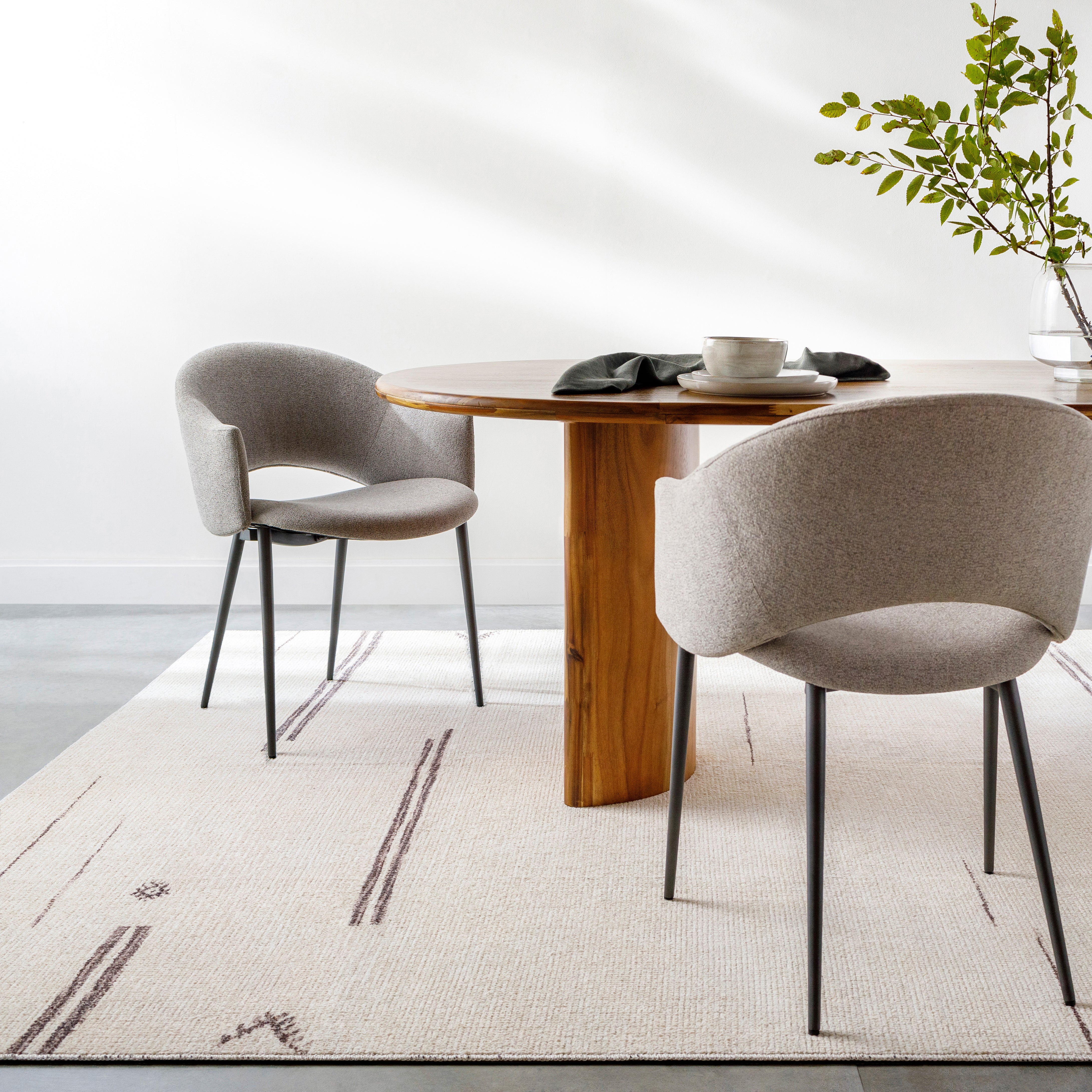 100% Polyester Amethyst Home provides interior design, new home construction design consulting, vintage area rugs, and lighting in the Laguna Beach metro area.