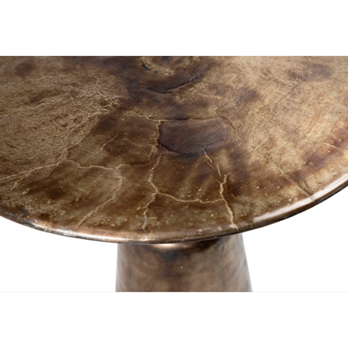 Made from cast aluminum in a vintage brass antique finish, this Golbez Bistro Table brings an antique, rustic appeal to any dining room or kitchen area.  Cast Aluminum Vintage Brass Antique Finish Size: 32"l x 32"d x 30"h 