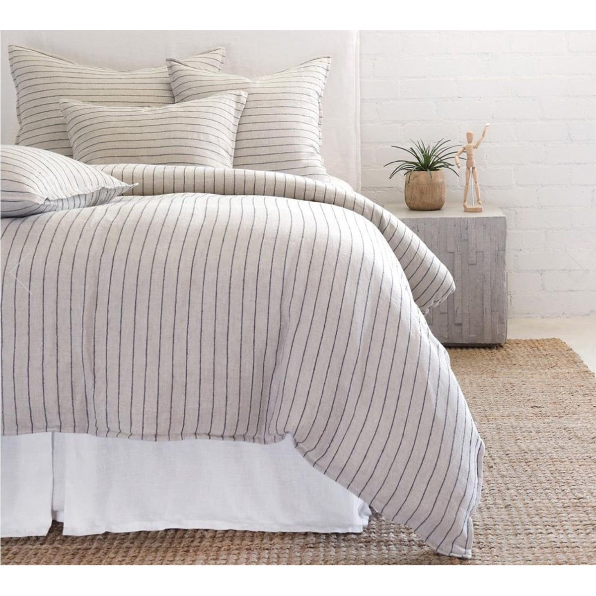 Blake Duvet Collection - Flax/Midnight