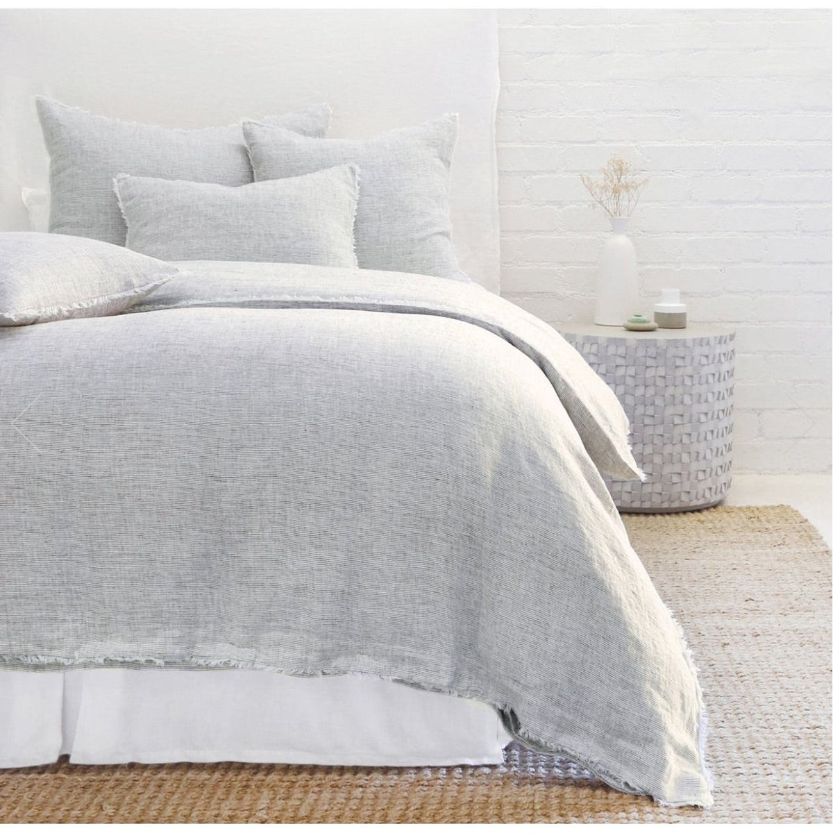 Logan Duvet Collection - Navy